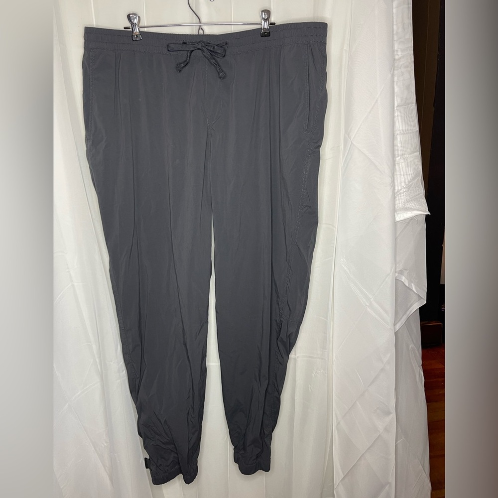H&M relaxed fit. Size XXL Pants.